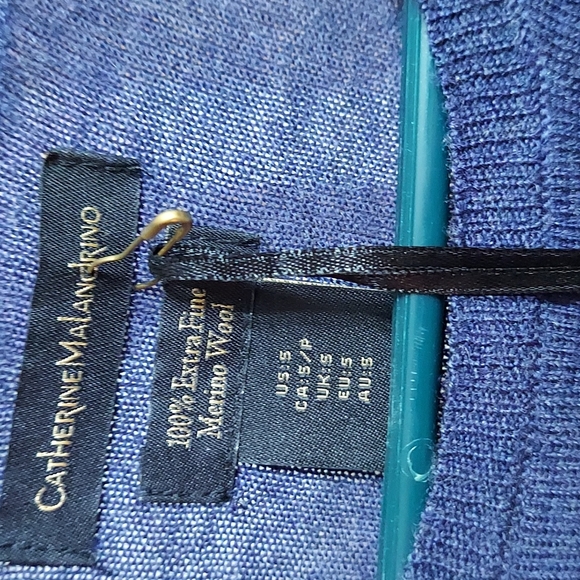 Sweater - Picture 2 of 2